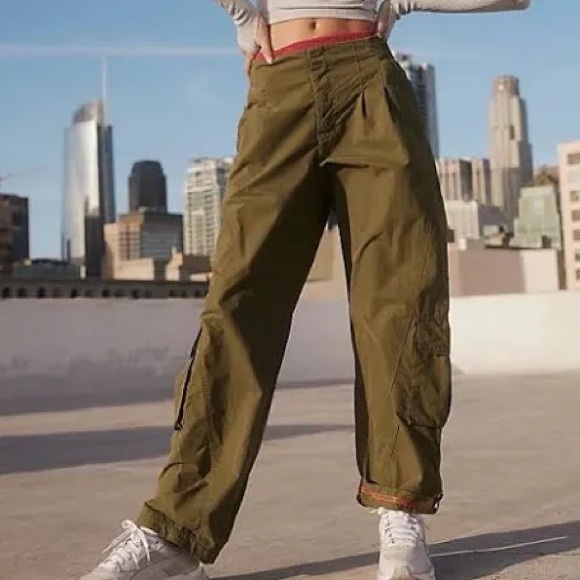 FREE PEOPLE MESMERIZE ME PANTS ENGLISH IVY - Picture 1 of 1